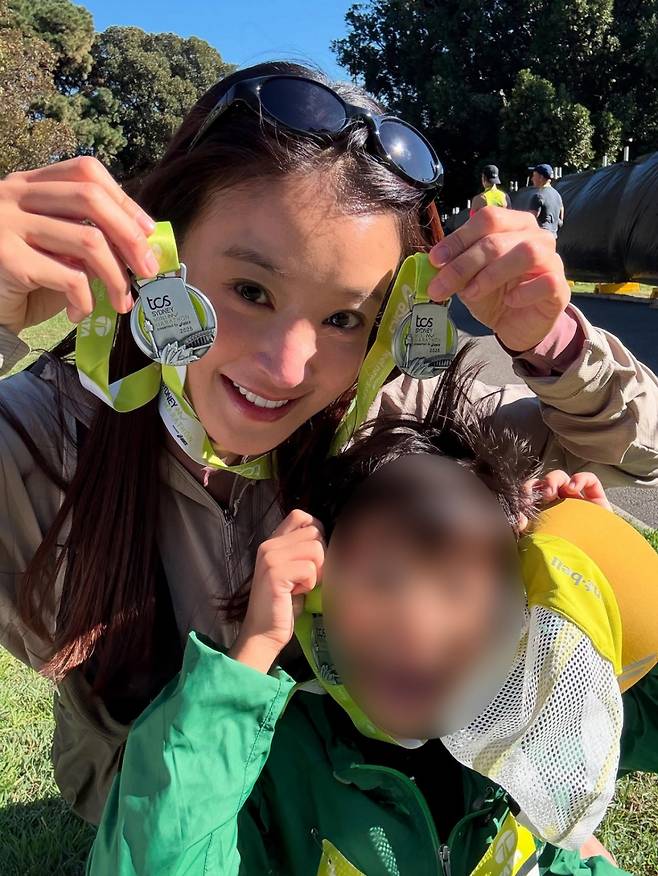 이시영이 임신 8개월 차에도 아들과 함께 마라톤 대회에 참가해 완주에 성공했다. /사진=인스타그램 갈무리