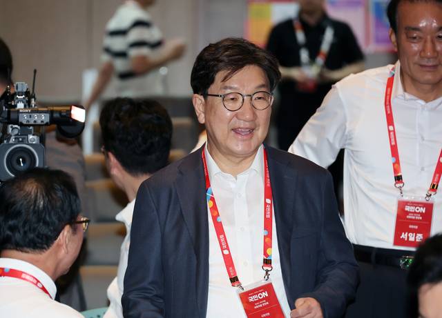 권성동 국민의힘 의원이 28일 인천국제공항공사 항공교육원에서 열린 2025 국민의힘 국회의원 연찬회에 참석하고 있다. 연합뉴스