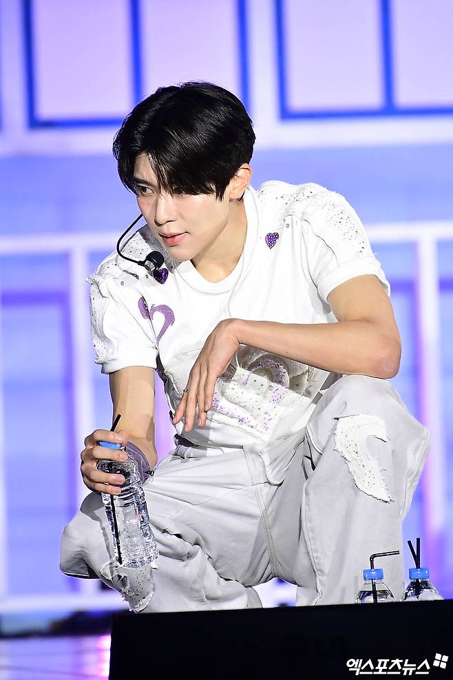 매 순간이 화보