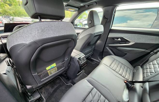 푸조 올 뉴 3008 스마트 하이브리드 내부 (사진=이데일리 이배운 기자)