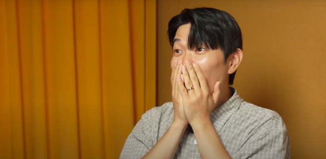 커피 전문가가 커피 드리퍼 블라인드 테스트를 진행한 결과, 다이소가 1위를 차지했다. 유튜브 채널 '안스타'