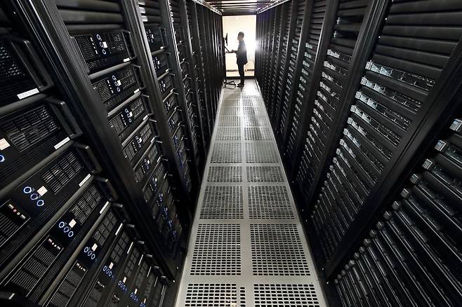 KT가 자체 개발한 대규모언어모델(LLM) 데이터센터. 사진=KT