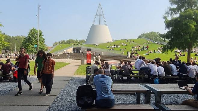 델프트 공대 중앙도서관 / 델프트=강경주 기자
