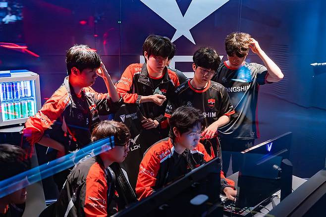 농심 레드포스 선수단. 라이엇게임즈 제공