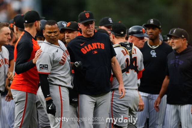 샌프란시스코 자이언츠와 콜로라도 로키스의 벤치클리어링./게티이미지코리아