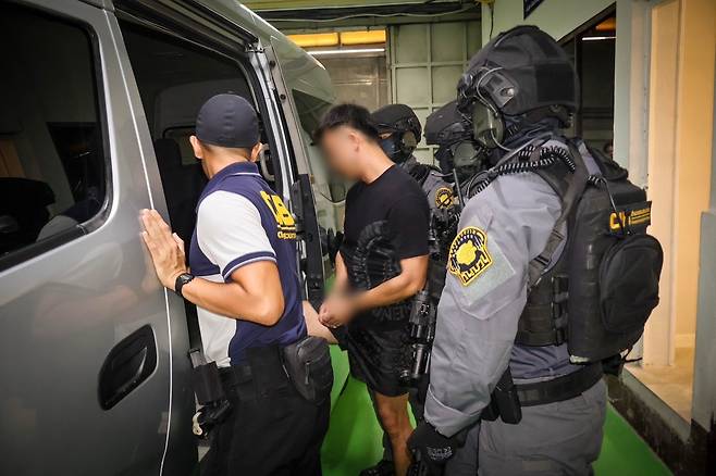 태국 특공대 3명이 동원된 전모씨 태국 방콕 현지 송환 현장 [김재현 경찰청 국제협력관실 인터폴공조계 반장 제공. 재판매 및 DB 금지]