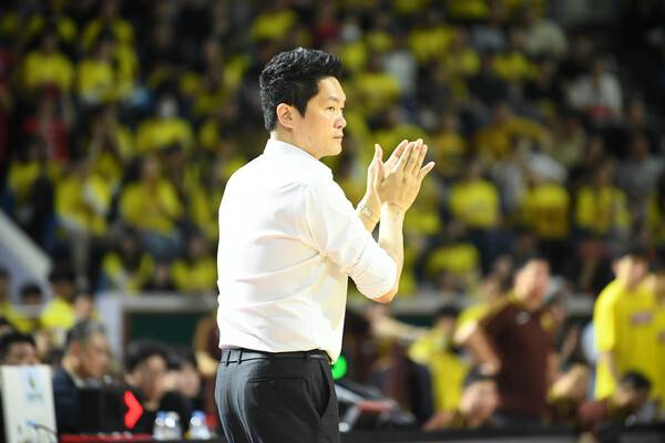 SK 전희철 감독. 사진 | KBL