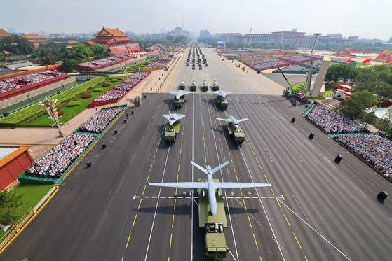 우전 계열 무인 정찰기를 비롯한 각종 무인 무기 행렬도 이어졌다. [신화=연합뉴스]
