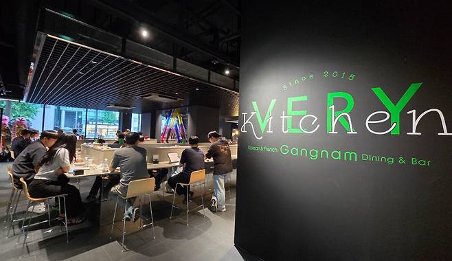 르노코리아 강남전시장에 입점한 ‘베리키친 강남’ 내부 모습. [르노코리아 제공]