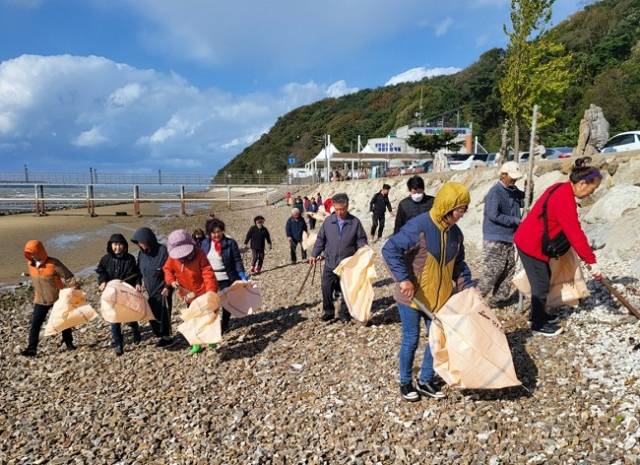 ▲안산 대부도 '종현 자율관리어업 공동체' 활동 모습 ⓒ경기도