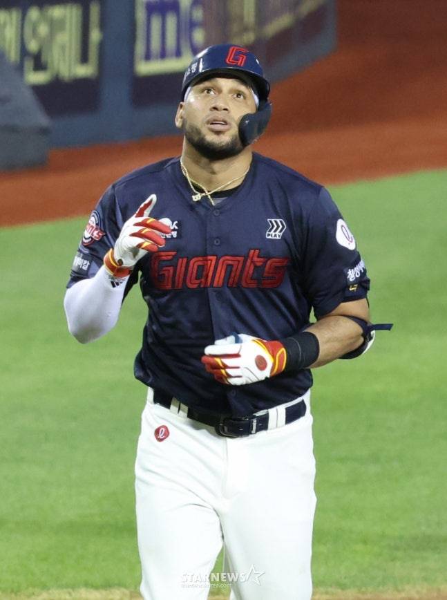 롯데 빅터 레이예스. /사진=김진경 대기자