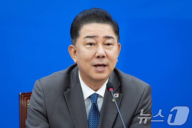김병기 더불어민주당 원내대표가 지난 4일 서울 여의도 국회에서 열린 정책조정회의에서 모두 발언을 하고 있다. 2025.9.4/뉴스1 ⓒ News1 유승관 기자