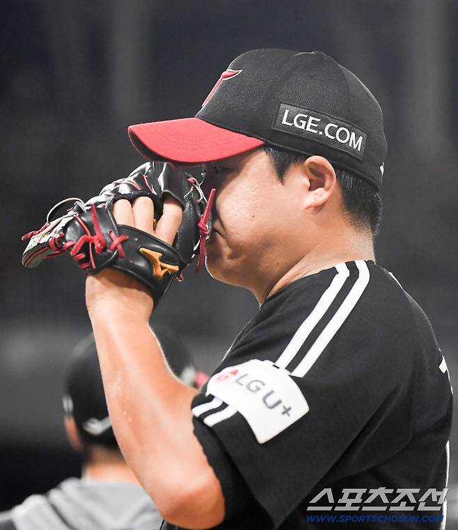 LG 장현식을 몸을 풀고 있다. 박재만 기자 pjm@sportschosun.com