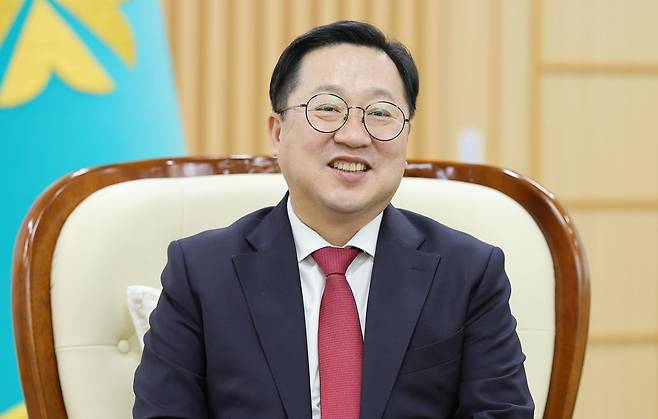 이장우 대전시장이 4일 집무실에서 동아일보와 인터뷰를 하고 있다. 대전시 제공