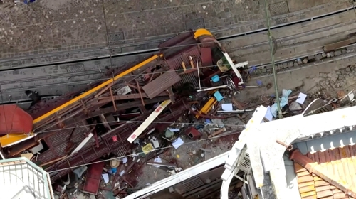 포르투갈 리스본 전차 탈선사고 현장. [로이터 연합뉴스 자료사진]
