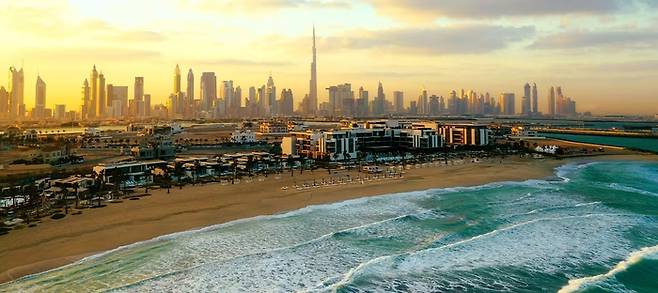 6월 중순부터 약 8월 말까지 두바이는 유령도시가 된다. 기온이 45~50도를 오르내리고 습도까지 높아 밖에 1분만 서 있어도 숨이 막힌다. /사진=두바이 관광청