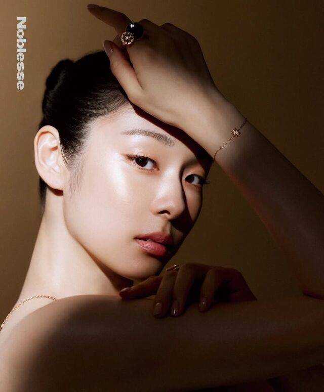 '피겨 여왕' 김연아가 최근 촬영한 화보를 공개했다. /김연아 소셜미디어