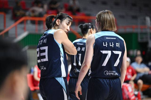 아산 우리은행 김단비, 세키 나나미./WKBL