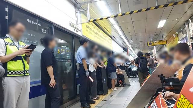 전장연 페이스북 라이브 영상 캡처