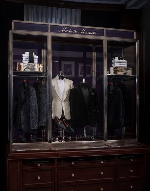 Made-to-Measure 서비스 연출컷.