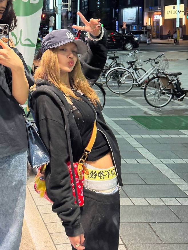 @lalalalisa_m