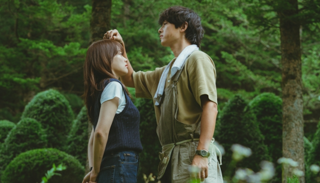 '마이 유스'는 남들보다 늦게 평범한 삶을 시작한 선우해와 뜻하지 않게 첫사랑의 평온을 깨뜨려야 하는 성제연의 이야기를 담은 감성 로맨스 드라마다. JTBC 제공