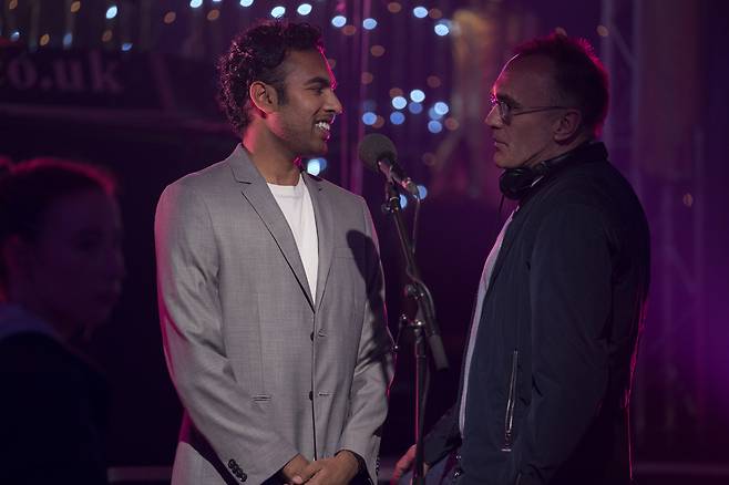 주인공 잭 말릭 역을 맡은 히메쉬 파텔과 대니 보일 감독.