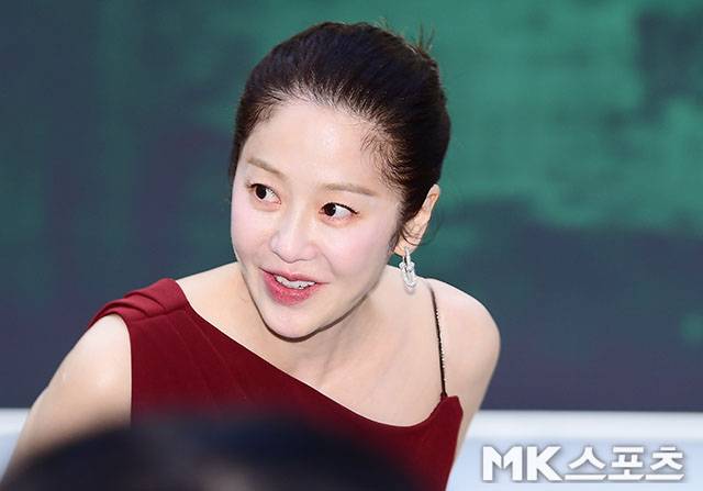 고현정이 ‘사마귀: 살인자의 외출’ 첫 방송에서 강렬한 존재감으로 시청률 8.7%를 기록하며 성공적인 스타트를 끊었다.사진=천정환 기자