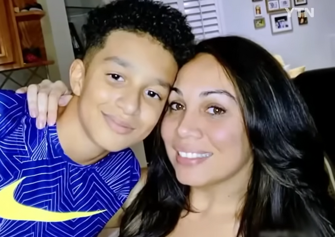 지난해 미국 플로리다주에서 ‘캐릭터.AI’와 대화하다 스스로 목숨을 끊은 소년(좌)과 그의 어머니 메간 가르시아. [YTN 유튜브 갈무리]