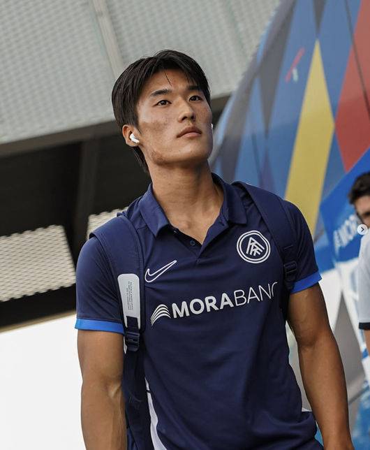 ▲ 어린 시절부터 스페인 유스팀에서 성장하며 최전방 공격수, 측면 공격수, 공격형 미드필더까지 소화할 수 있는 김민수는 2022년 지로나 19세 이하 팀에 합류했다. 지로나 B팀을 거쳐 지난 시즌 1군 데뷔에서 성공하며 잠재력 높은 유망주로 평가받고 있다. 올 시즌에는 라리가2 안도라에서 임대로 뛰며 3경기에서 1골 2도움을 기록하고 있다. ⓒ FC안도라