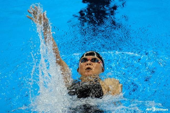 배영 경기 중 나리타 마유미. /AFPBBNews=뉴스1