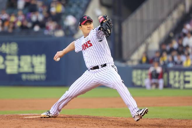 LG 트윈스 베테랑 불펜 투수 김강률. /사진=LG 트윈스 제공