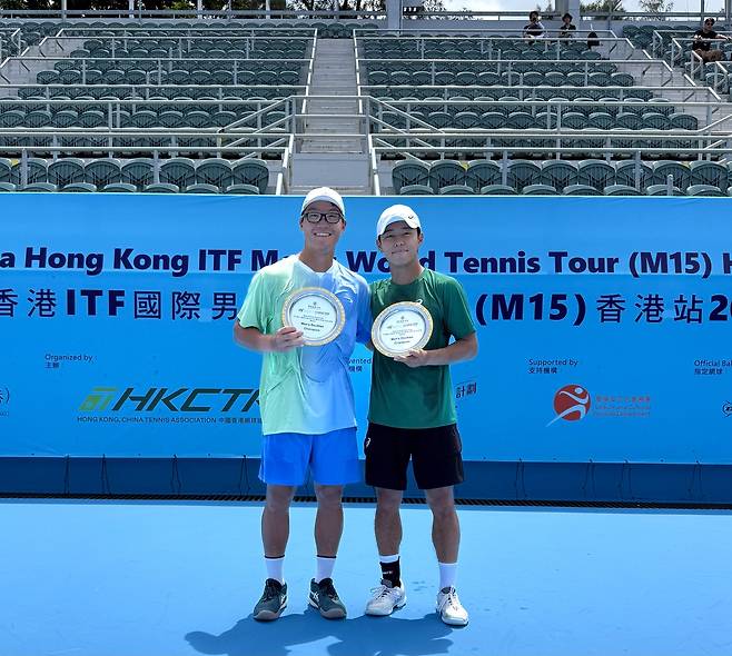 오찬영(왼쪽)과 이덕희 [S&B 컴퍼니 제공. 재판매 및 DB 금지]