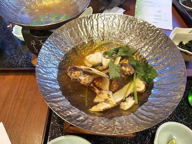 7fed8273b58b68f551ee8ee544817c73fe2d9fdc7e36bbd0fd92fa16f49c4461