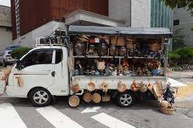 정선애씨가 모는 만물트럭. 본인 제공