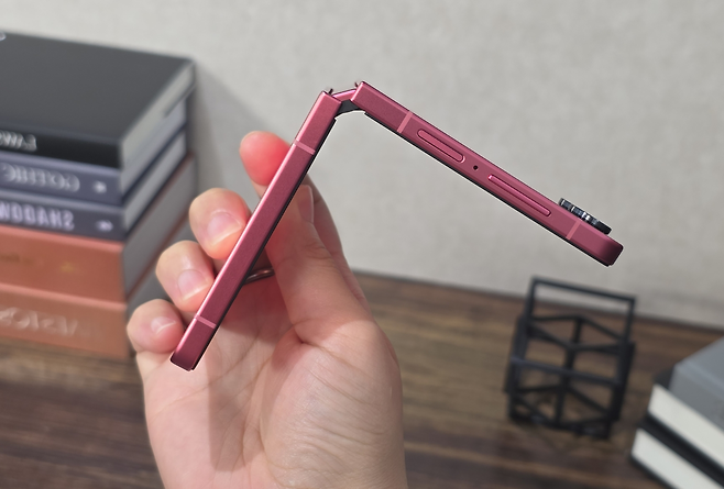 삼성전자의 갤럭시 Z 플립7 [권제인 기자/eyre@]