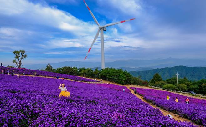 거창 감악산 별바람언덕. 경남도청 제공