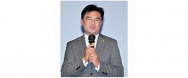 국회의원 당선 포부 밝히는 정준호 의원. 뉴시스