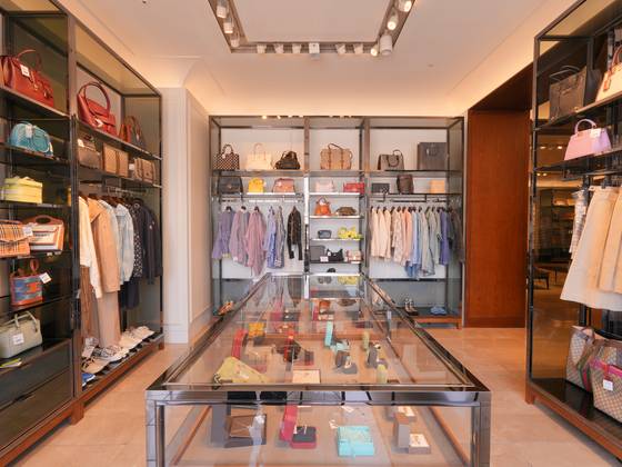 Gugus’ AK Suwon branch in Suwon, Gyeonggi [GUGUS]