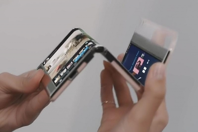 삼성 2번 접는 ‘스마트폰’ 예상 이미지 [사진 삼성디스플레이]