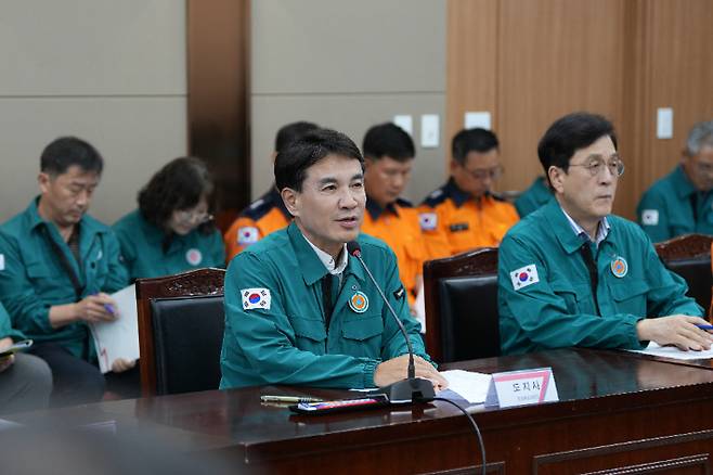 강원도는 지난 7일 오후 강릉에 있는 제2청사 대회의실에서 '강릉 수자원 확보 긴급 대책회의'를 열고 실질적인 지원방안에 대한 심도 있는 논의를 진행했다. 강원도 제공