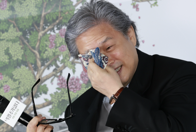 영화 ‘여쩔수가없다’ 제작보고회에 참석한 박찬욱 감독. 뉴스1