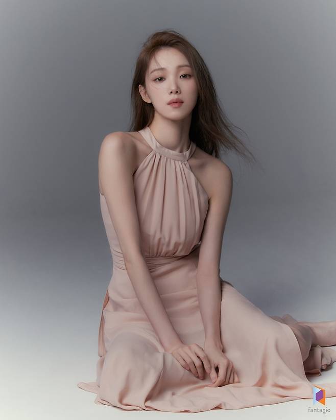 이성경. 사진|판타지오