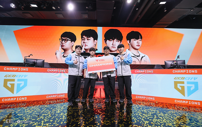 FTB 우승팀 젠시티 선수들이 국제 대회에서의 선전을 다짐했다.