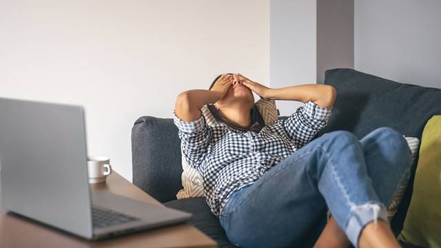 코르티솔 과다는 체중 증가, 피로, 골밀도 감소 등 다양한 문제를 유발한다│출처: 게티이미지뱅크