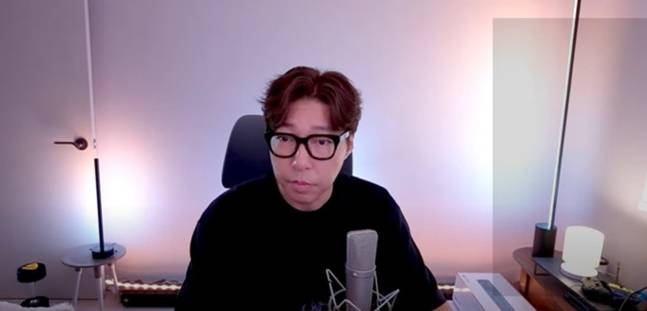 고 대도서관의 5일 라이브 방송. [사진=대도서관 유튜브 캡처]