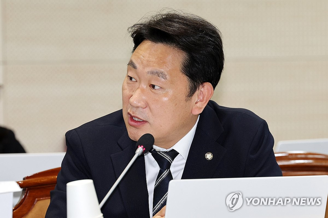 질의하는 곽상언 의원. [연합뉴스 자료사진]