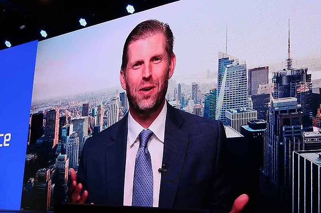 화상으로 참여한 에릭 트럼프 트럼프오거니제이션 총괄 부사장 / 출처=IT동아