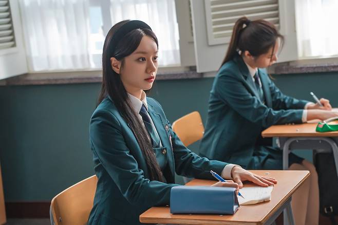 Lee Hye-ri in "Friendly Rivalry" (Studio X U+)