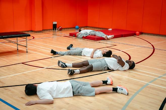 예능 '으라차차 멸치캠프'. 월트디즈니 컴퍼니 코리아 제공